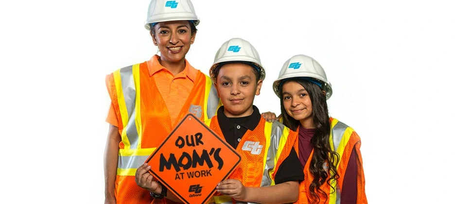 photo of caltrans worker with her children