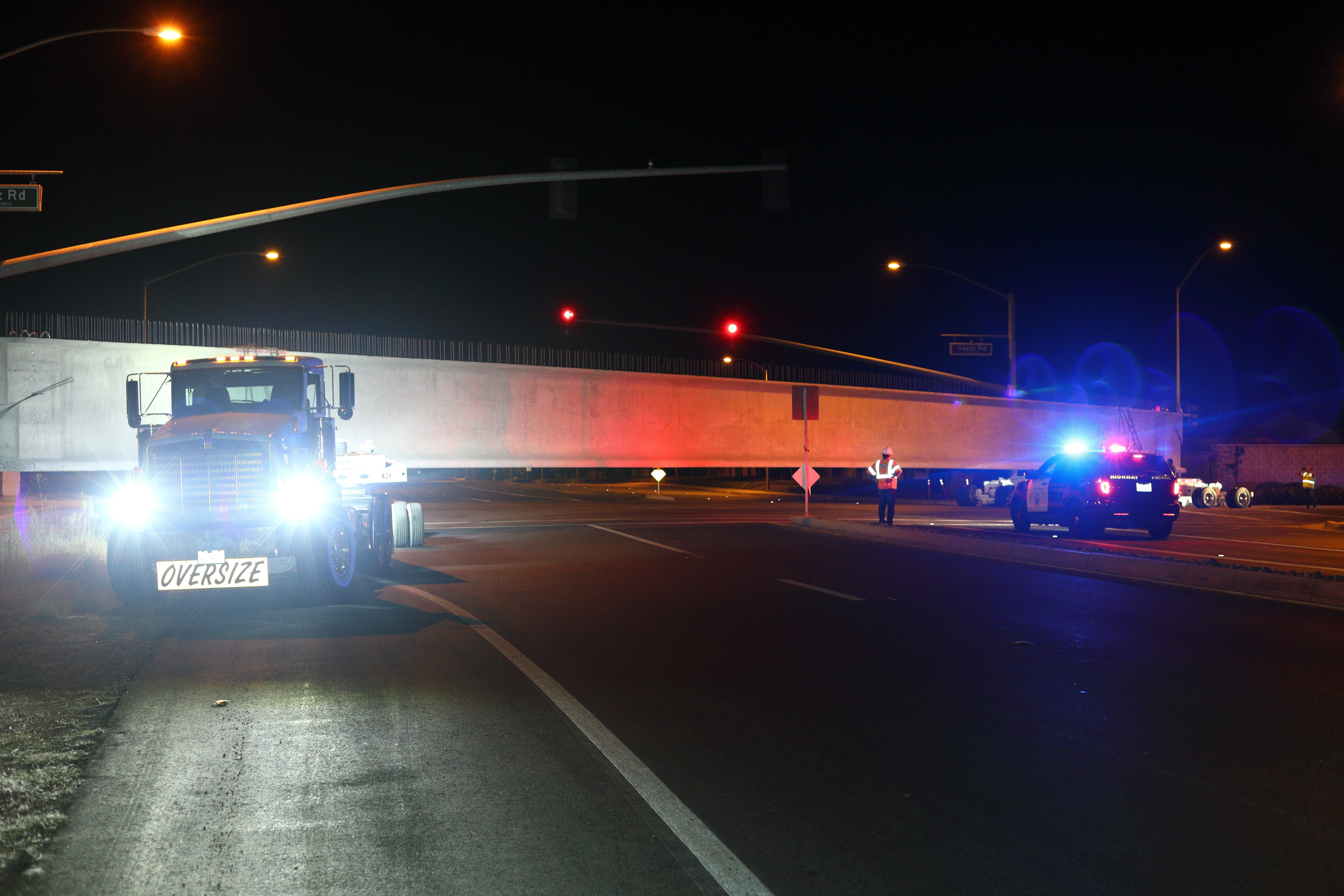 Oversized vehicle image