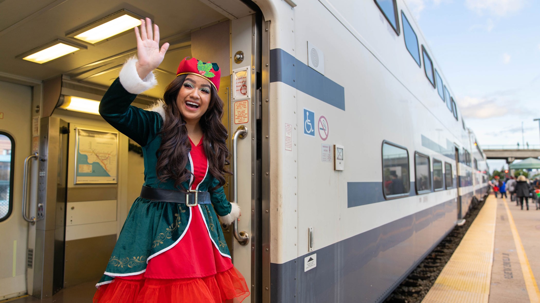 1123 Point Metrolink Holiday Train Banner