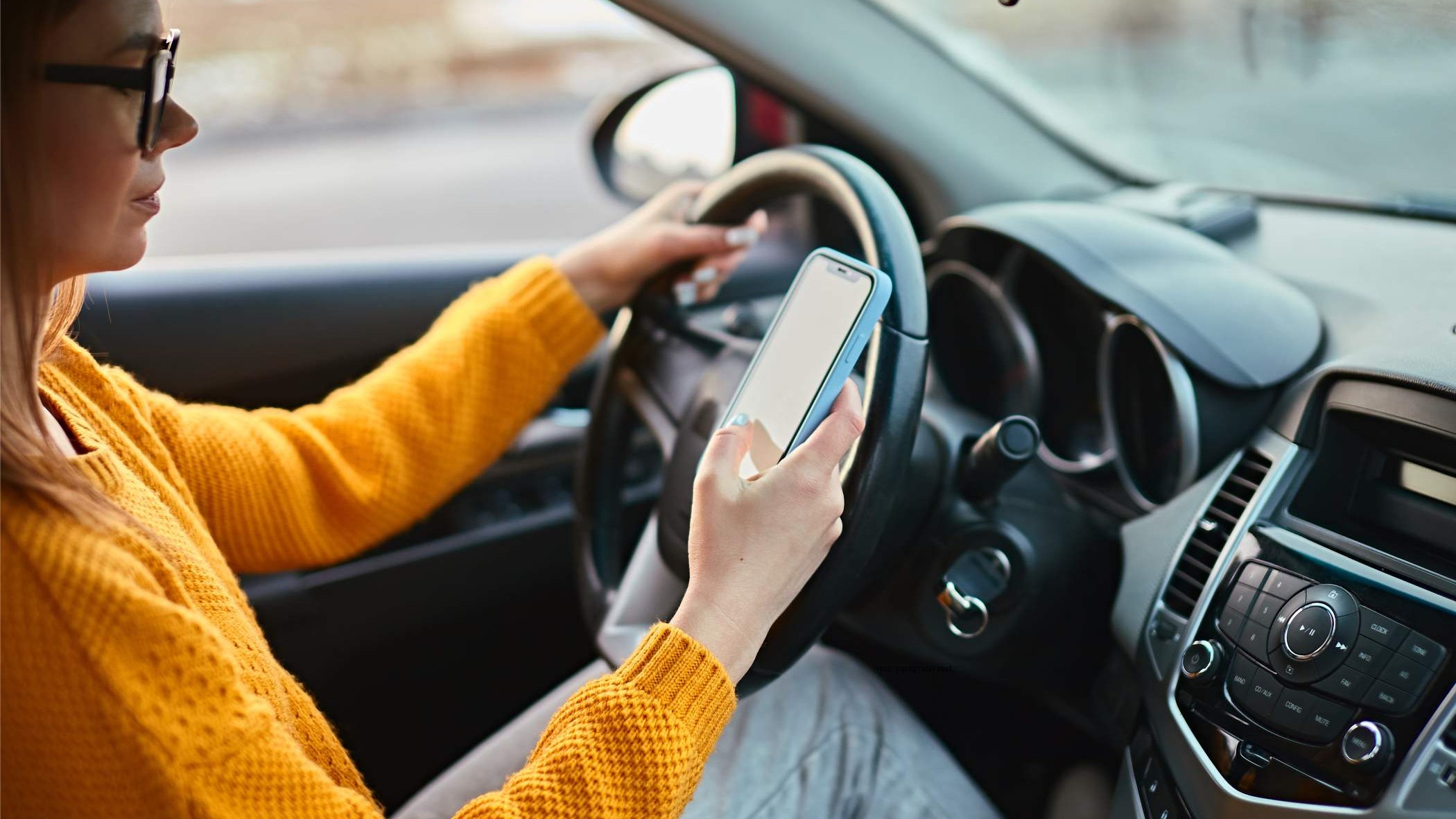 0424 Point Distracted Driving Banner