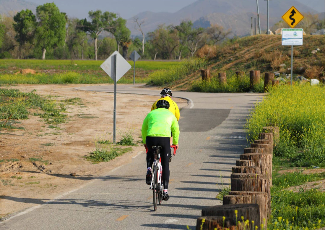 0524 Bikers Santa Ana River Trail Bike Month