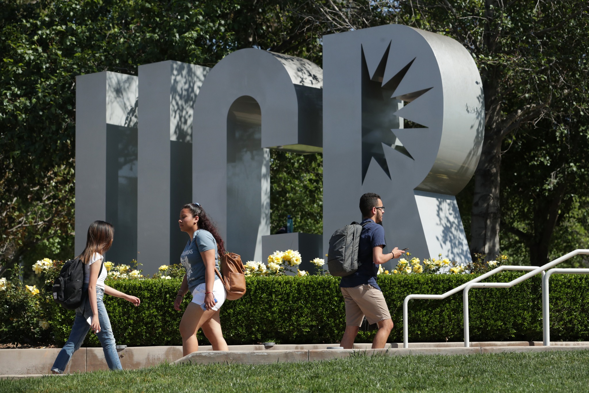UC Riverside Monument