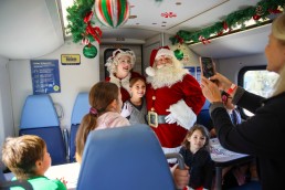 1125 Point Holiday Train 01