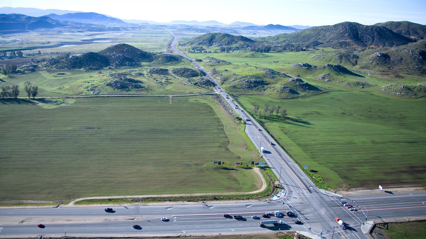 0926 The Point SR79 San Jacinto Valley Expressway Cover 2